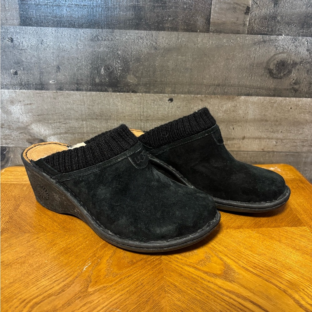 UGG Black Suede Knit-Collar Sherpa lined Mule Clogs 7
